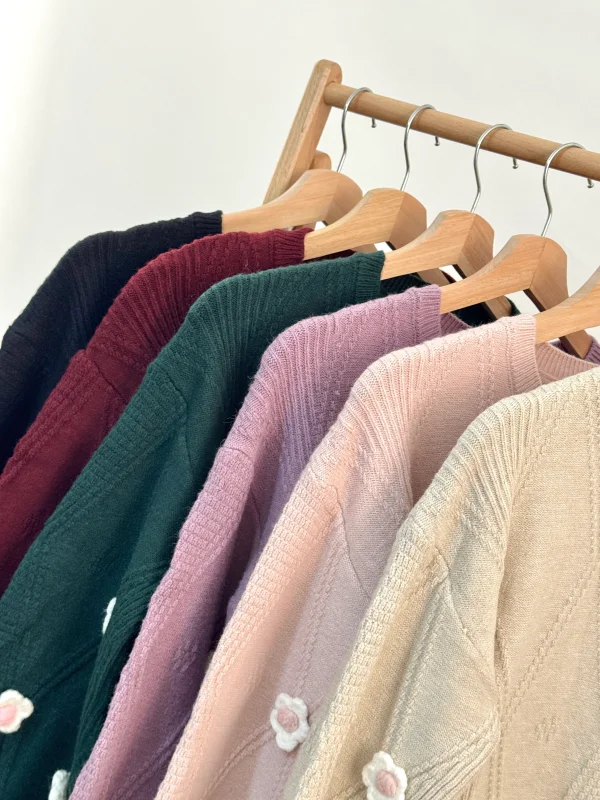 بافت آستین پفی گل‌ سفید