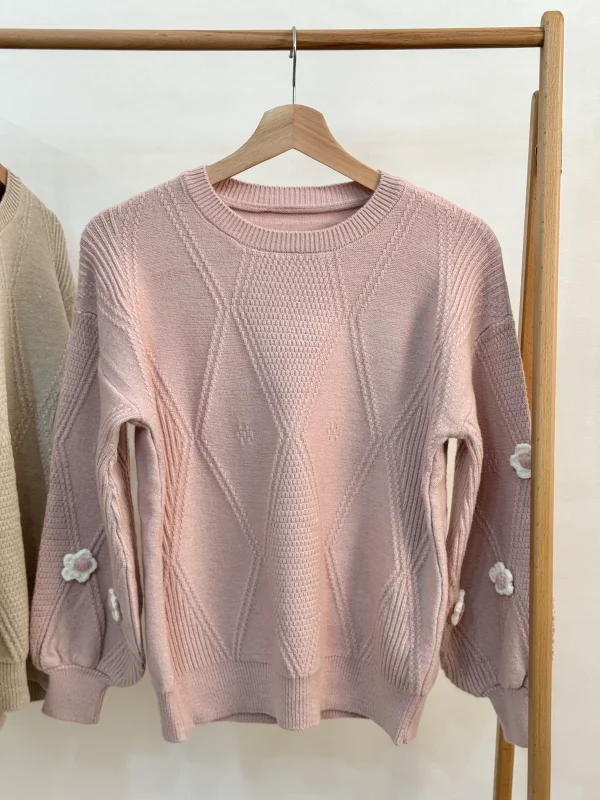 بافت آستین پفی گل‌ سفید