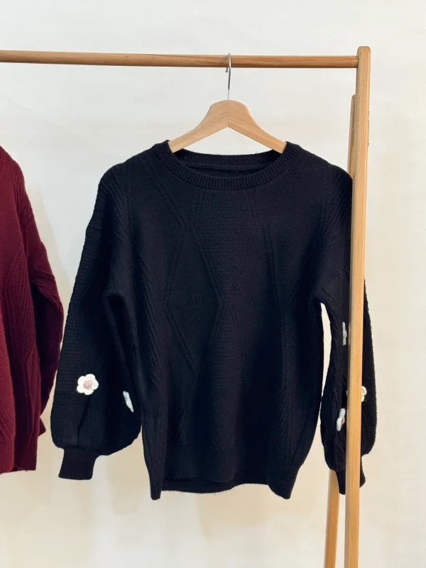 بافت آستین پفی گل‌ سفید