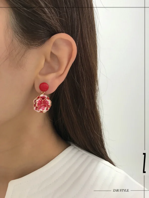 گوشواره آویز گل میناکاری قرمز