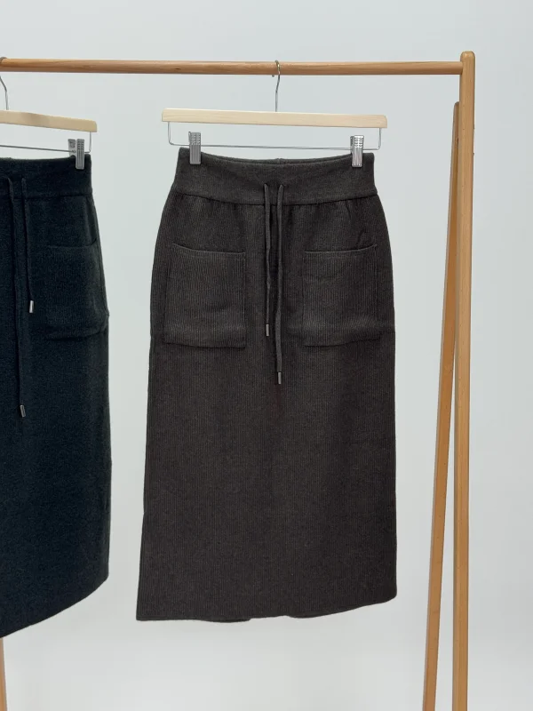 دامن بافت جیب‌دار