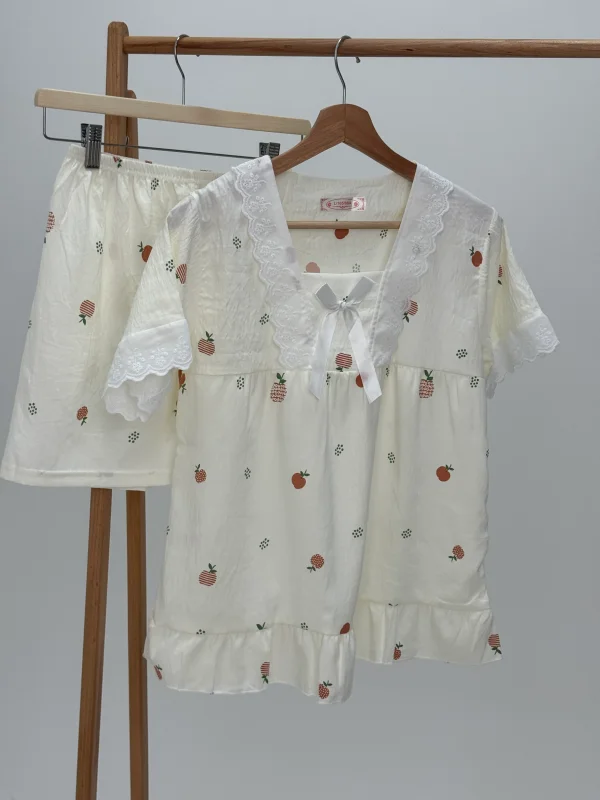 ست لباس راحتی بلوز و شلوارک کد 105