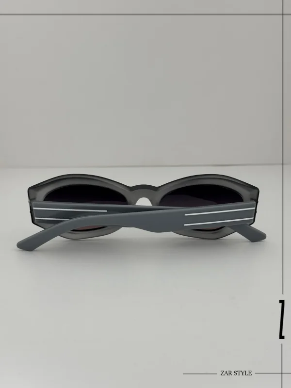 عینک آفتابی طرح دیور