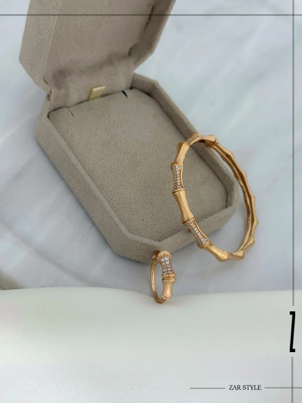 دستبند زنانه بنگل بامبو نگین‌دار