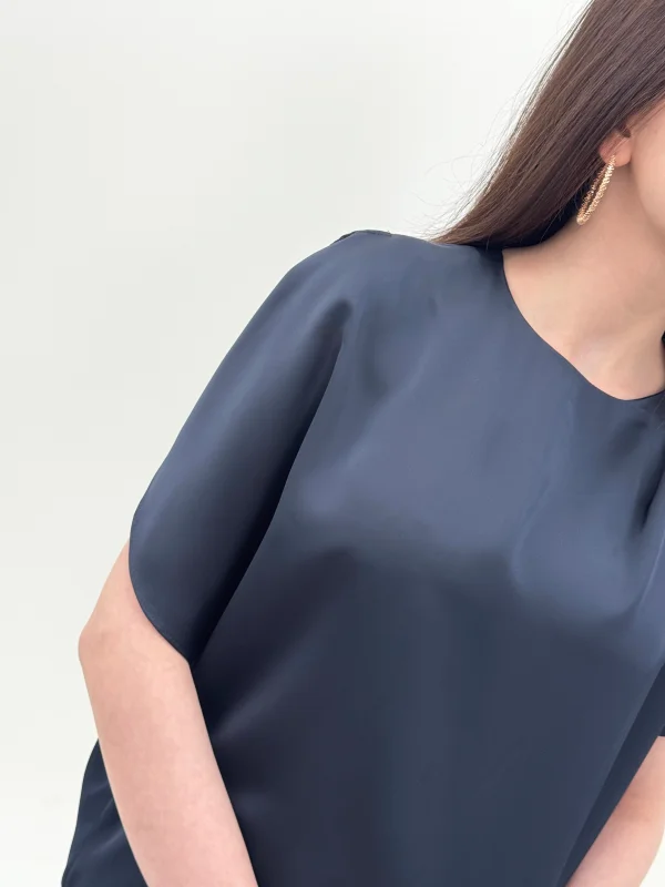 بلوز آستین چاک‌دار