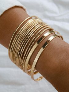 چند دستبند را ترکیب کنیم