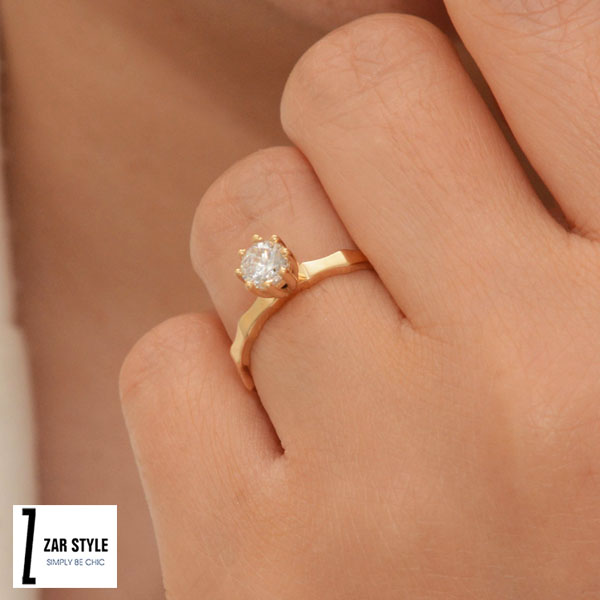 انگشتر نامزدی تک&zwnj;نگین یا سولیتر