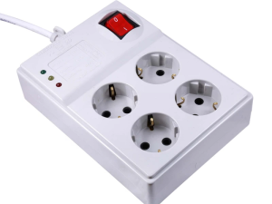 محافظ ولتاژ ۴ خانه مناسب صوتی‌، تصویری و کامپیوتر پارت