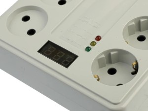 محافظ ولتاژ ۶ خانه مناسب صوتی‌، تصویری و کامپیوتر پارت