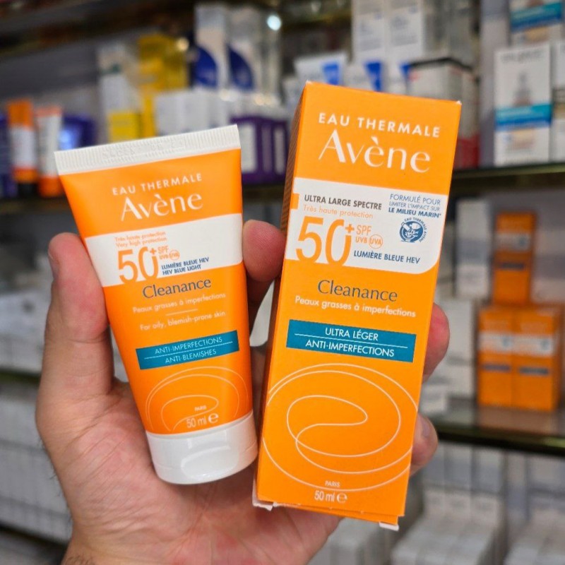 ضدآفتاب بی رنگ پوست های چرب و مستعد لک اون avene