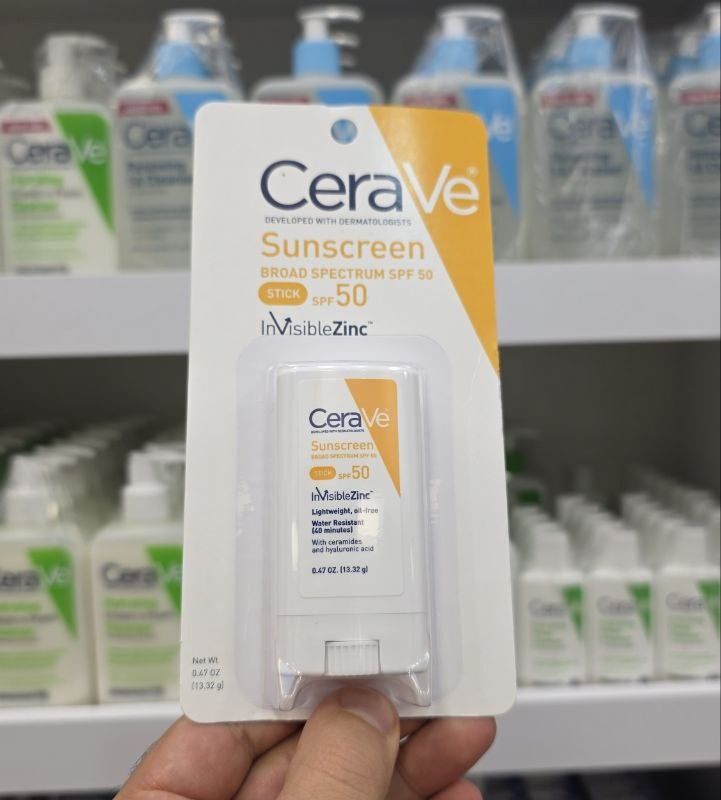 ضدآفتاب استیکی مینرال سراوی | SPF50 سبک و قابل حمل