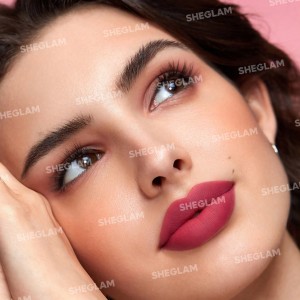 رژلب مگنتی مات  lipstick sheglam شیگلم