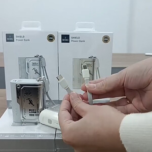 فروش پاوربانک 35 وات 10000 ویوو به همراه کابل تایپ سی