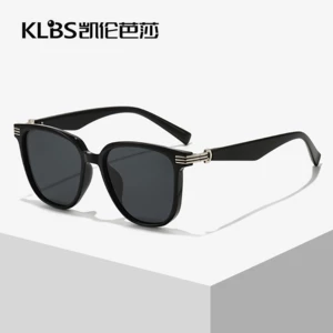 خرید عینک آفتابی پولاریزه زنانه کارن بازار