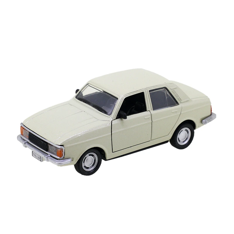 ماشین فلزی  مدل پیکان طاها