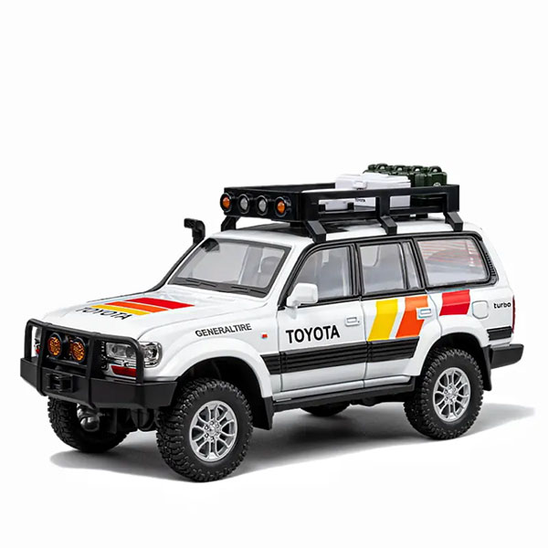 ماکت ماشینToyota Land Cruiser LC80سایز۱:۲۴