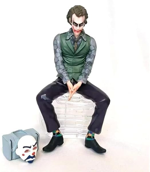فیگور جوکر نشسته متوسط