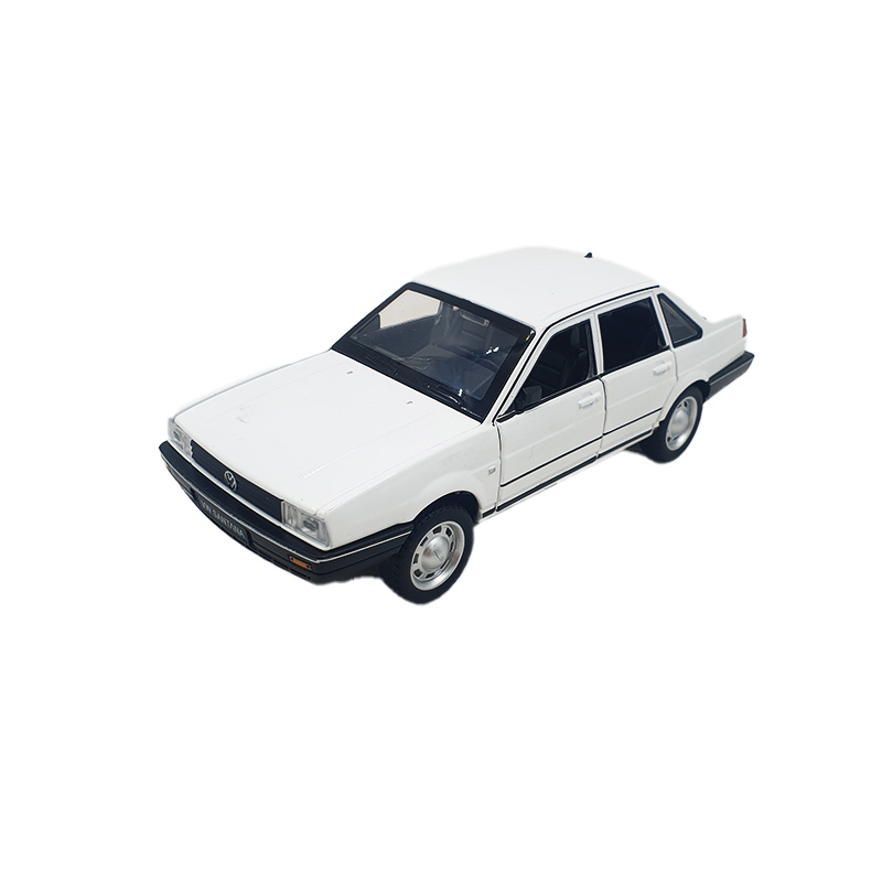 ماشین بازی مدل فولوکس واگن Santana