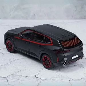 ماکت ماشین BMW XM سایز ۱:۲۴ مشکی مات