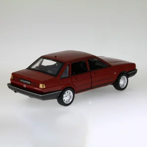 ماشین بازی مدل فولوکس واگن سانتانا