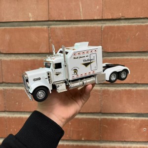 ماکت فلزی تریلی آمریکایی کنورث بزرگ