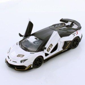 ماکت فلزی LAMBORDHINI AVENTADOR SVJ سایز 1 به 24 موزیکال MSZ