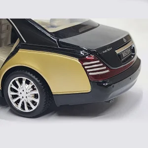 ماشین فلزی 1 به 24 بنز میباخ کلاسیک موزیکال