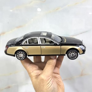 ماشین بازی مدل فلزی عقبکش موزیکال بنز میباخ کلاسیک