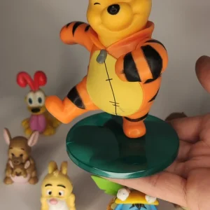فیگور خرس پو پایه دار تک جعبه Winnie the Pooh