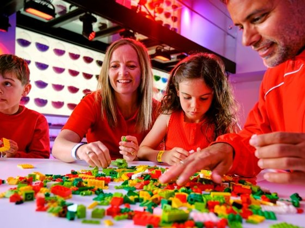 افتتاح نخستین آکادمی LEGO Masters در خانه لگو بیلوند