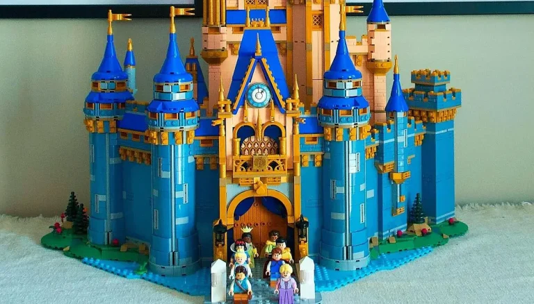 5- لگو قلعه دیزنی : Disney Castle