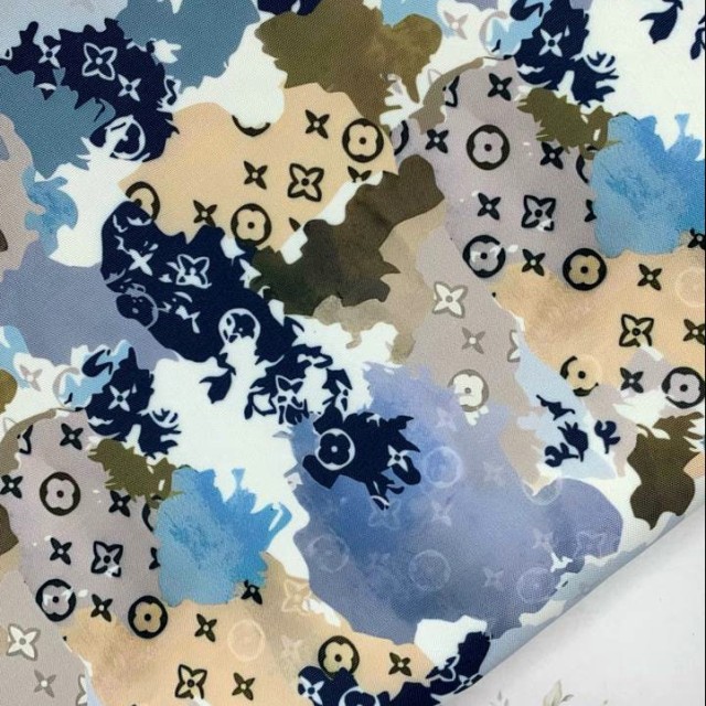 دیبا ممتاز ——— کد ۸۷ لویی ویتون رنگی