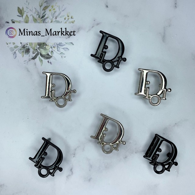 سگک زنانه Dior