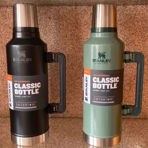 فلاسک استنلی اورجینال مدل Classic Legendary Bottle گنجایش 2.3 لیتر