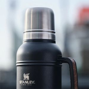 فلاسک استنلی اورجینال سری Artisan Thermal Bottle گنجایش 1.4 لیتر