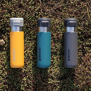 ماگ استنلی اورجینال سری Go Quick Flip Water Bottle گنجایش 0.7 لیتر