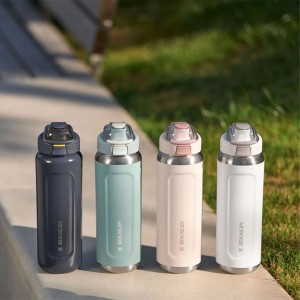 قمقمه استنلی اورجینال مدل Classic Wellspring Bottle گنجایش 0.71 لیتر