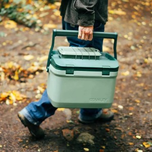 کول باکس استنلی اورجینال مدل Easy-Carry Outdoor Cooler گنجایش 15.1 لیتر