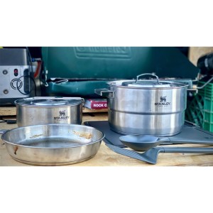 ست قابلمه و ظروف استنلی اورجینال مدل BASE CAMP COOK SET به گنجایش 3.5 لیتر