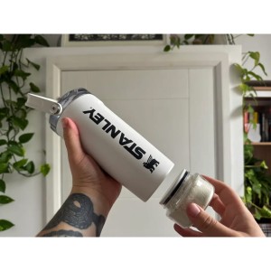 شیکر اورجینال استنلی مدل ACTIVATE SHAKER BOTTLE گنجایش 0.59 لیتر