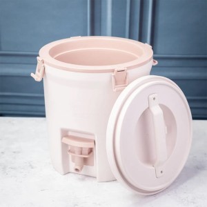 کلمن آب استنلی اورجینال مدل Fast Flow Water Jug گنجایش 7.5 لیتر