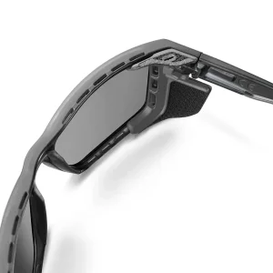 عینک جولبو مدل Shield M کد J5441214
