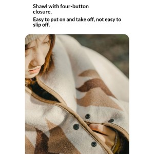 پتو پشمی نیچرهایک مدل Geometric pattern wool blanket کد NH20FS036