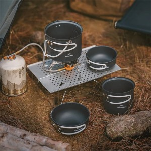 ست ظروف 4 تکه نیچرهایک مدل Wild trekking 4 in 1  کد NH18T018-G