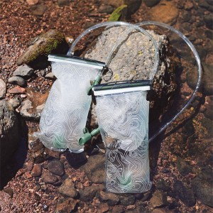 کمل بک نیچرهایک مدل Yun Guan TPU Water Bag کد CNK2450CF011 گنجایش 1.5 لیتر