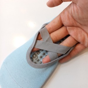 جوراب یوگا، پیلاتس بند طوسی ضربدری - Yoga, Pilates Socks