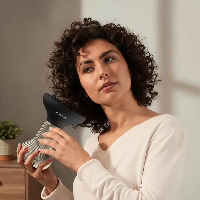  سشوار دیفیوزردار پورودو روی موی فر