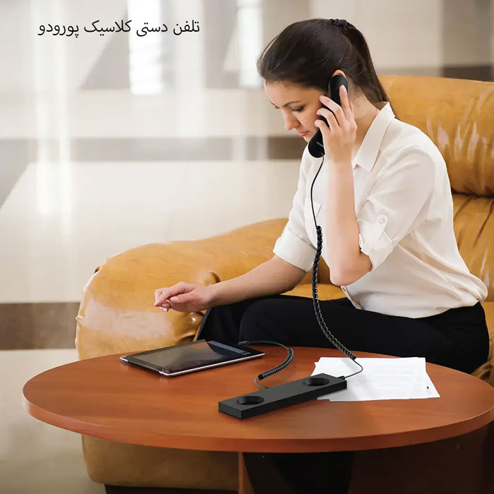 تلفن دستی متصل به تبلت