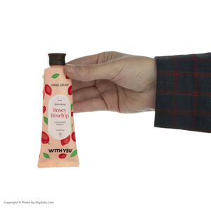 کرم مرطوب‌کننده ویت یو مدل Rosey Rosehip حجم 50 میلی‌لیتر