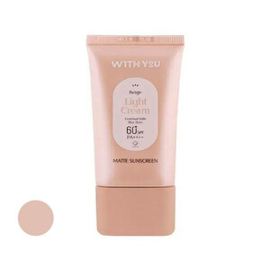 کرم ضد آفتاب رنگی ویت یو spf60 مدل light محافظ UVA،UVB مناسب برای انواع پوست حجم 50 میلی لیتر